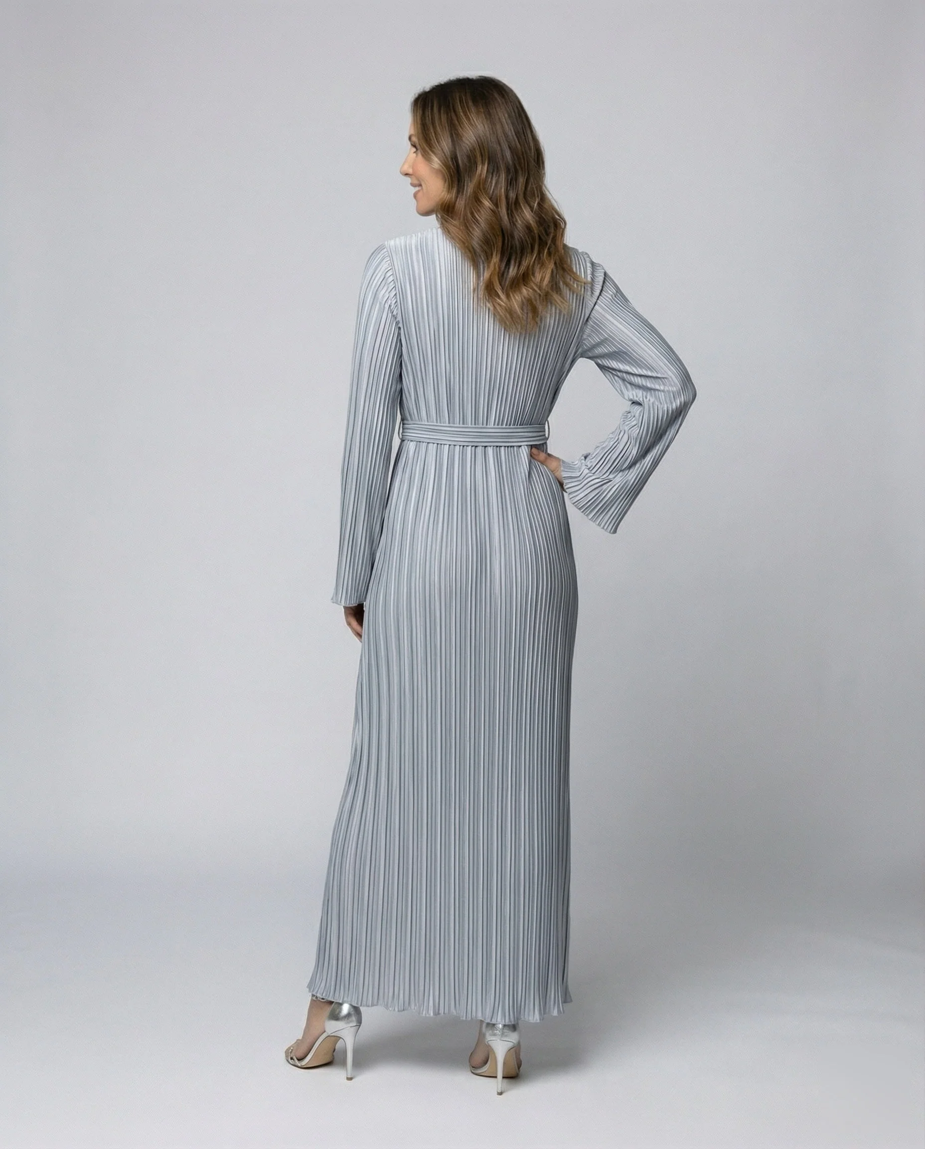Damen plissiertes Maxikleid mit Taillenband - Image 4