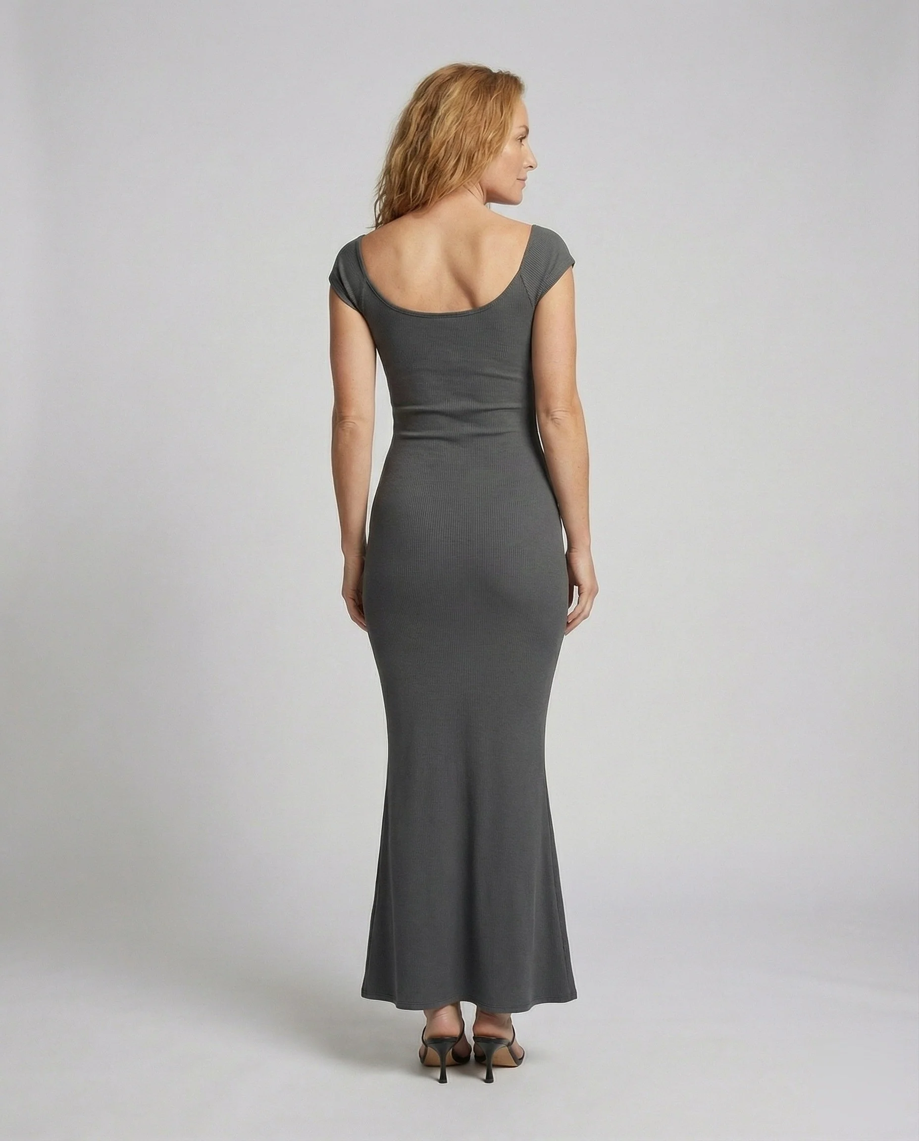Damen Trompeten-Maxikleid mit Carmen-Ausschnitt - Image 4