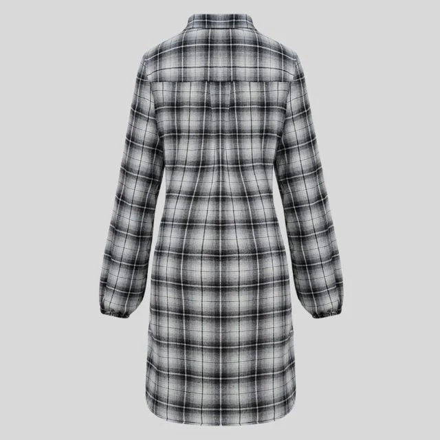 Kariertes Hemdkleid mit Gürtel und Knopfdetails - Image 43