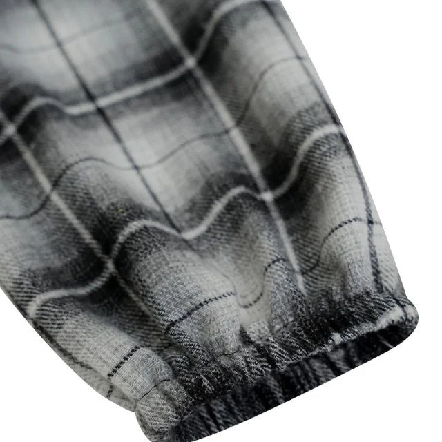 Kariertes Hemdkleid mit Gürtel und Knopfdetails - Image 45