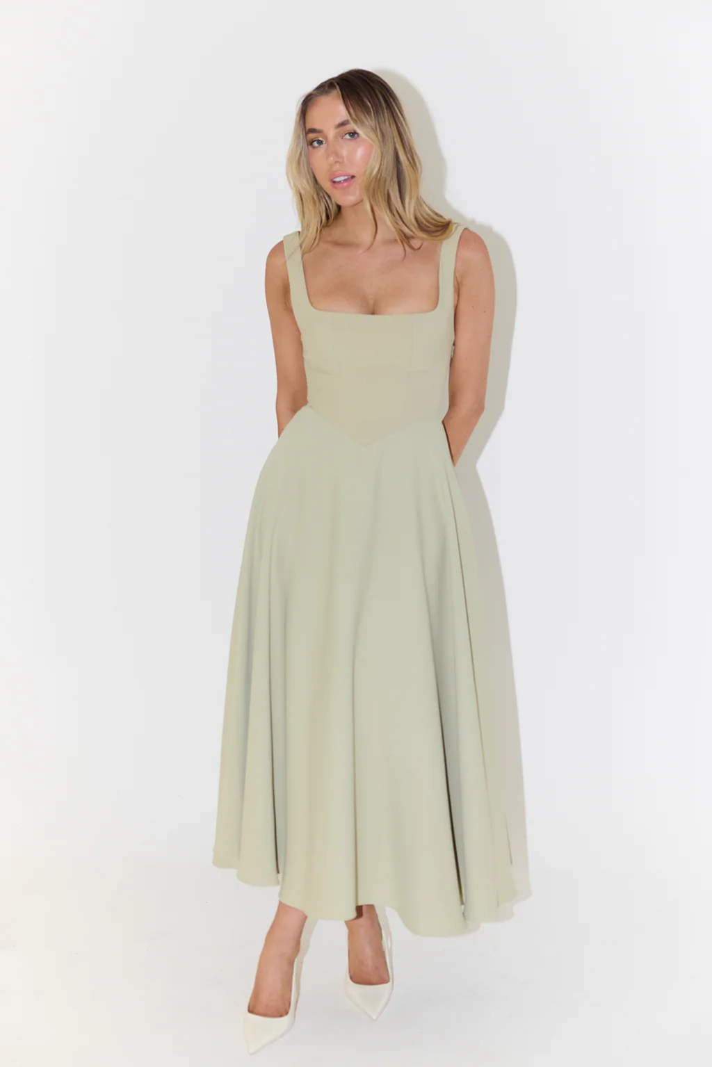 Midikleid mit quadratischem Ausschnitt - Image 5