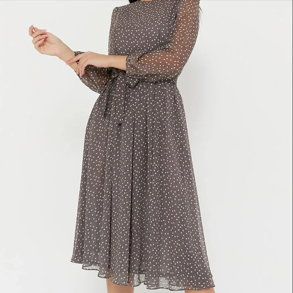 Schickes Midikleid aus Mesh mit Tupfenmuster - Image 6
