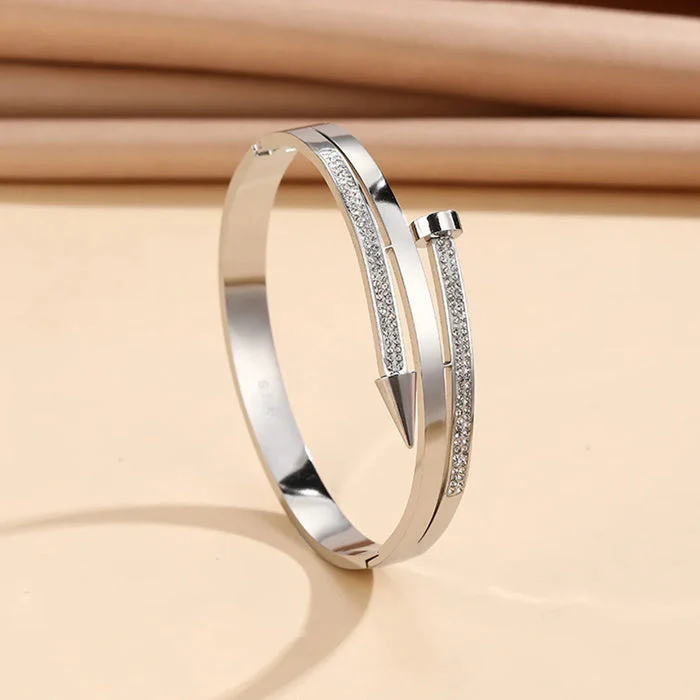 Doppellagiges Armband mit Strassverzierung - Image 6