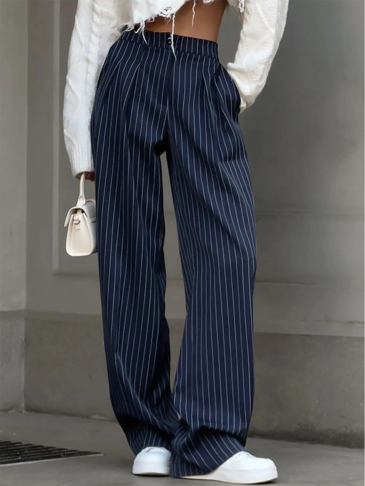 Heidi-Mode | Elegante Nadelstreifen-Faltenhose mit Weitem Bein - Image 9