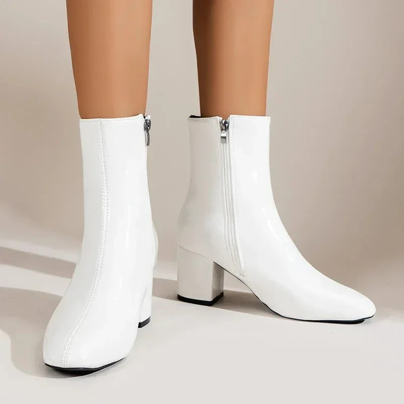 Heidi-Mode | Elegante und Vielseitige Stiefeletten