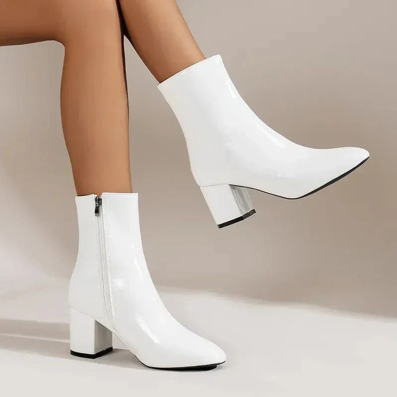 Heidi-Mode | Elegante und Vielseitige Stiefeletten - Image 9