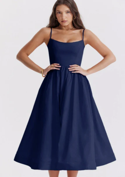 Elegantes Midikleid mit Schnürverschluss hinten