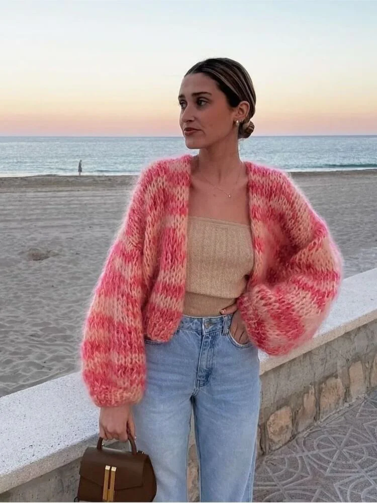 Gestreifte offene Strickjacke - Image 4