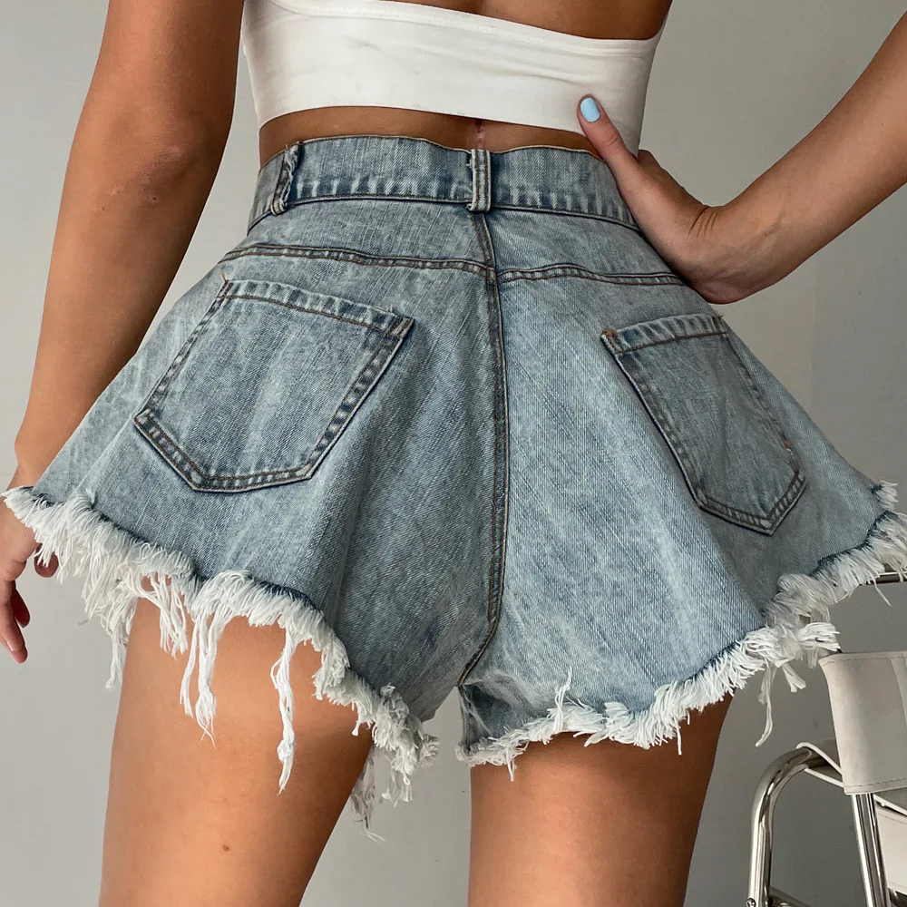 Heidi-Mode | Jeansshorts mit Distressed-Saum für Damen - Image 4