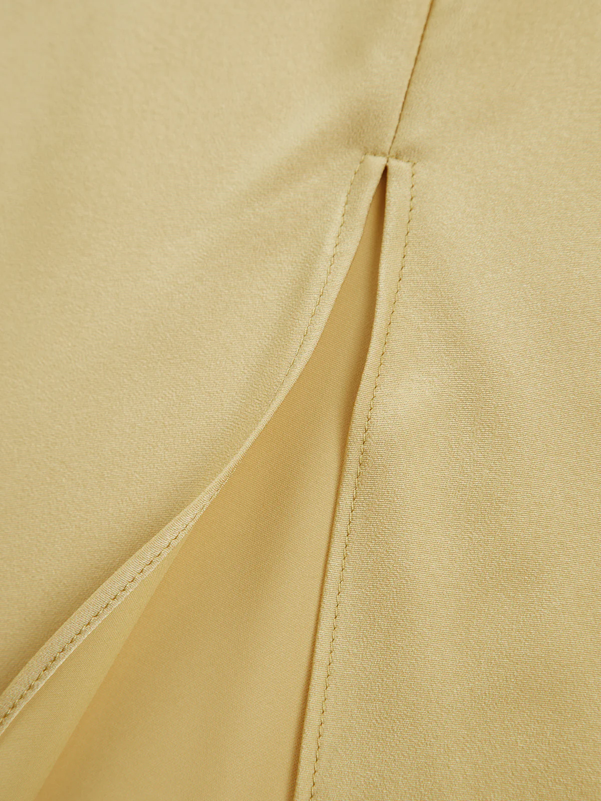 Lange satin Kleid mit Schlitzen am Rücken - Image 6