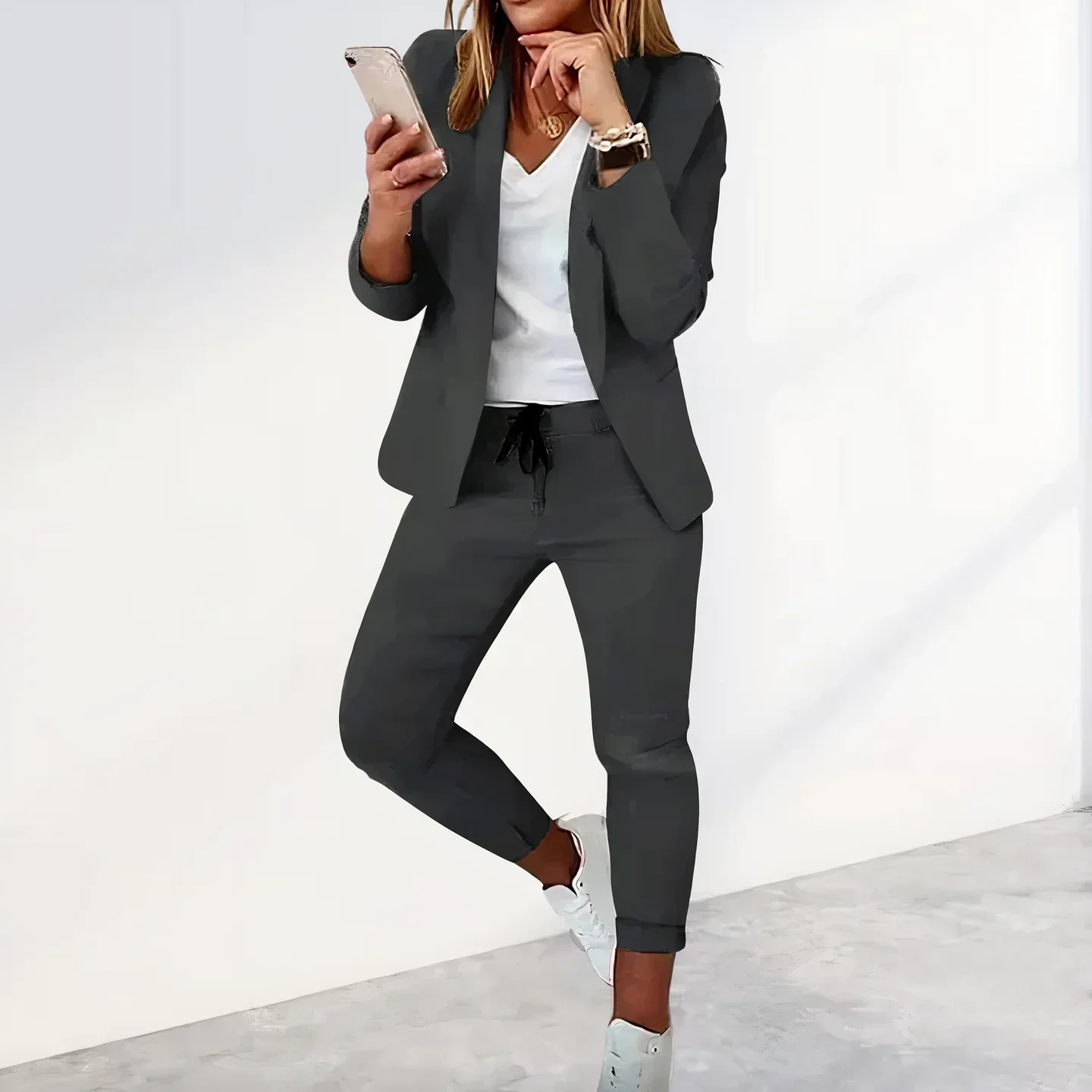 Heidi-Mode | Lässiges Blazer und Jogginghosen-Set - Image 5