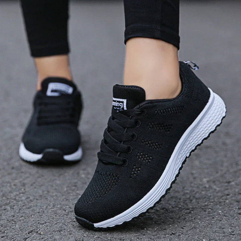 Heidi-Mode | Leichte Turnschuhe aus Mesh - Image 14