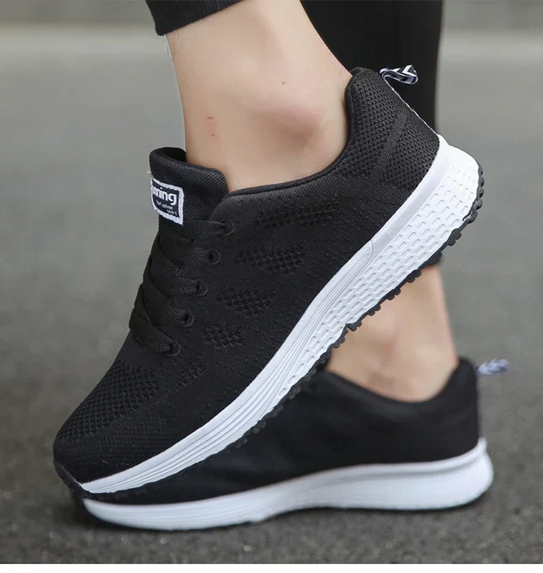 Heidi-Mode | Leichte Turnschuhe aus Mesh - Image 7