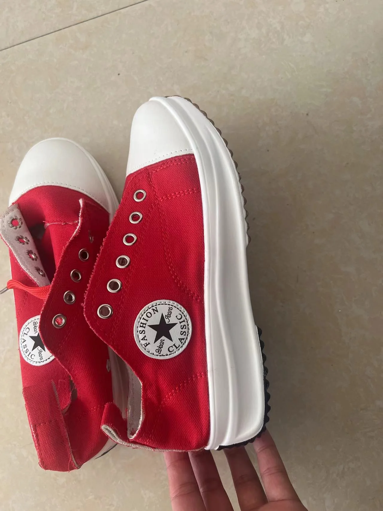 Heidi-Mode | Trendige Orthopädische Damen-Turnschuhe - Image 3