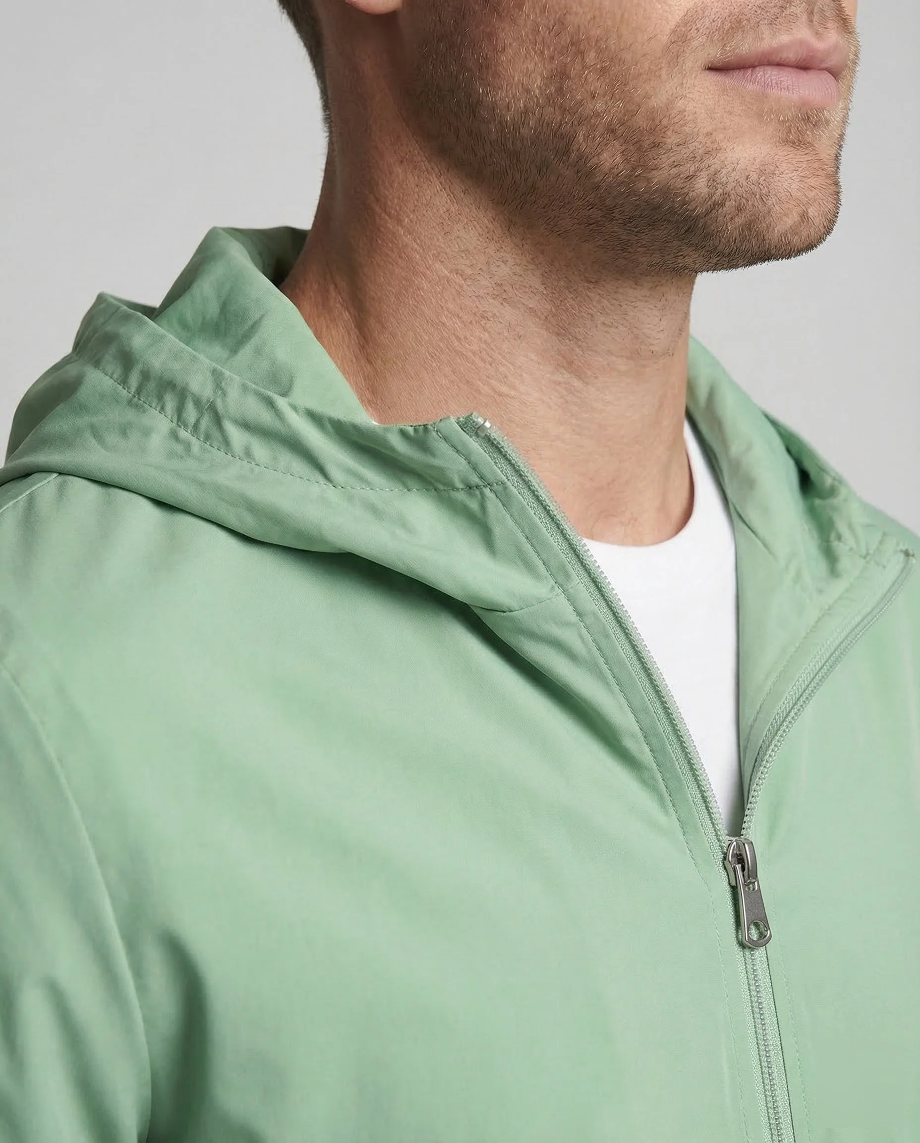 Herren Leichte Kapuzen-Windjacke - Image 3